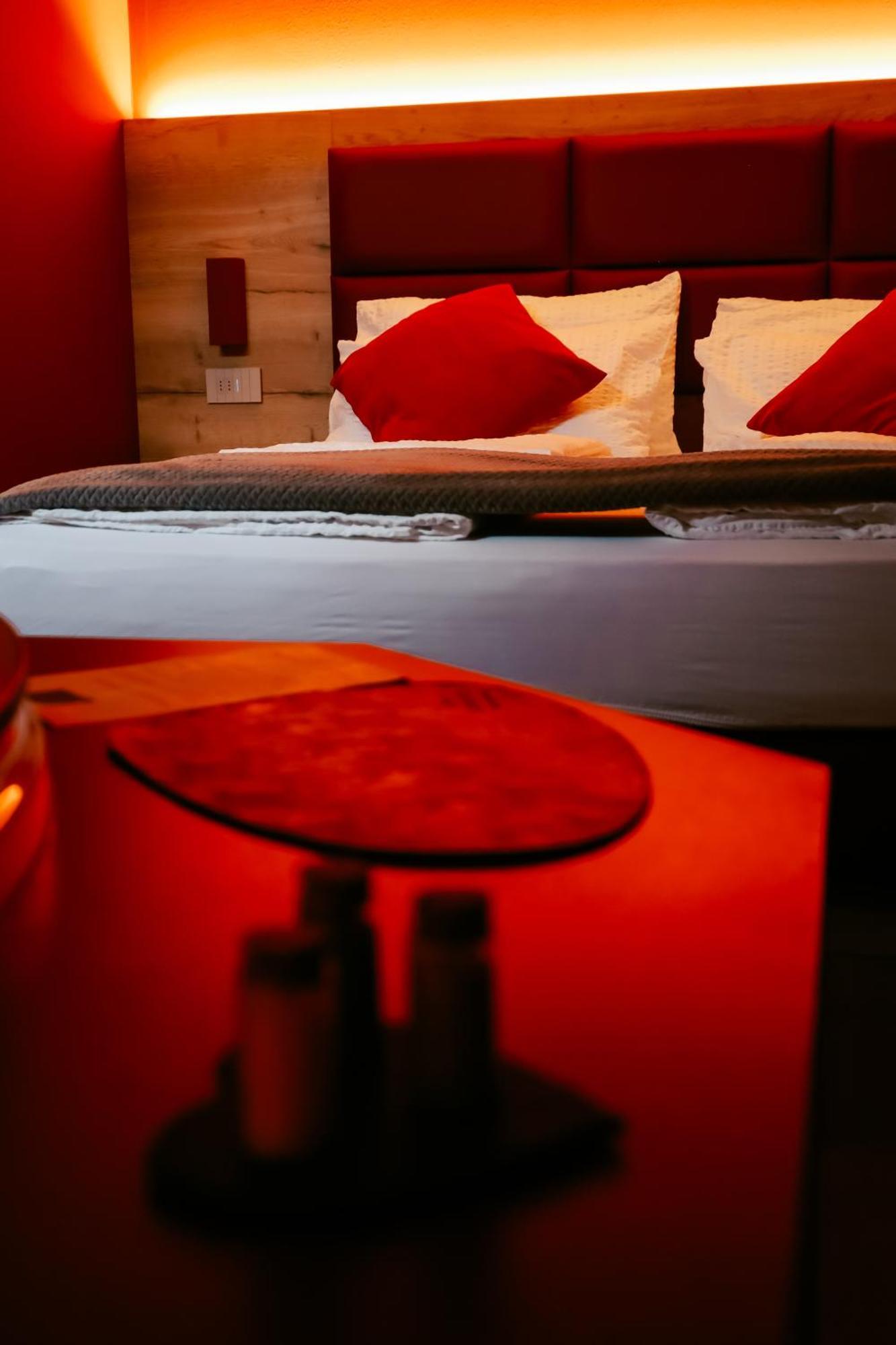 Le Rocce Val Di Non - Quality Room & Breakfast Tassullo المظهر الخارجي الصورة